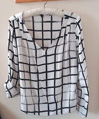 #ad NEXT Women#x27;s Black amp; White Squares V Neck Long Sleeves Loose Cool Top UK 14 GBP 4.99