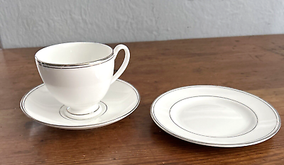 #ad WATERFORD KILBARRY PLATINUM 8 CUPS 3quot; 8 SAUCERS 8 Dessert Plates 6quot; China Set $130.50