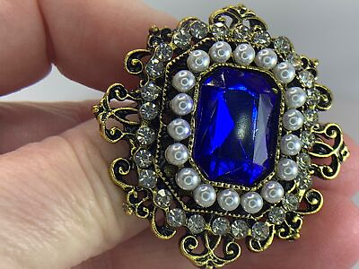 #ad Medallion Openwork Pearls Clear Rhinestones Large Blue Center Gold Brooch M 1458 $24.99