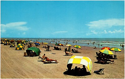#ad Stewart Beach Sunbathers Gulf Coast Galveston Texas 1950s Chrome Postcard Unused $3.99