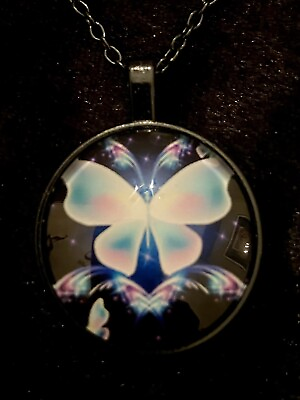 #ad “Illuminating Butterfly”Cabochon Pendant Necklace 20in Black Chain 0060 $8.88