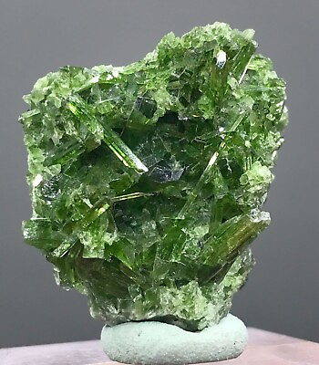 #ad beautiful Green Diopside crystal specimen from Pakistan 58 Carats $59.99