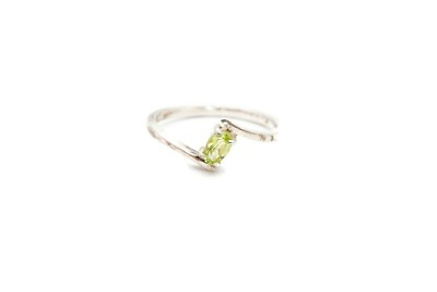 #ad Sterling Silver 925 Peridot Ring Size 8.5 $21.24