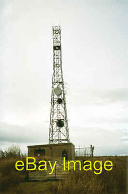 Photo 6x4 Bu00c3u00a0t a#x27; Charchel Scottish Power tower Dalmary This ra c2002 GBP 2.00