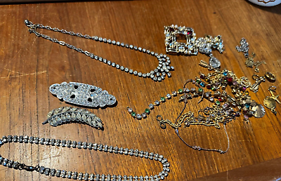 #ad Lot Of Vintage Quality Costume Jewelry Some Signed As Is for Repair $33.00