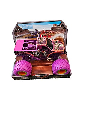 #ad Monster Jam Calavera Pink Truck 1:24 Truck New Series 19 True Metal Spinmaster GBP 25.00