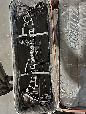 #ad Prime Logic CT9 compound bow right hand used and accessories in pictures $1000.00