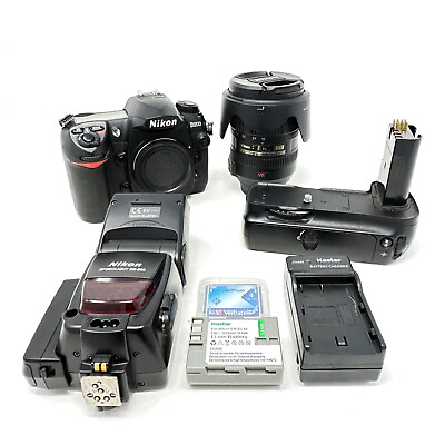 #ad Nikon D200 Digital SLR Camera w Nikkor 18 200mm Lens Battery Grip Flash TESTED $349.90