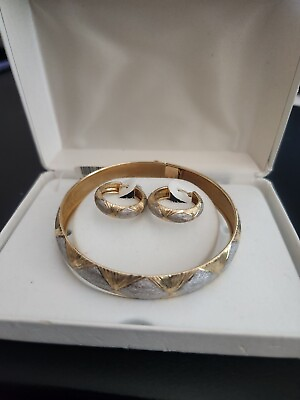 #ad 10 Kt. Gold flex Etched Bangle Bracelet And Matching Earrings $449.00