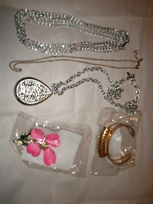 #ad 5 Piece lot of Sara Cov Jewelry $85.00