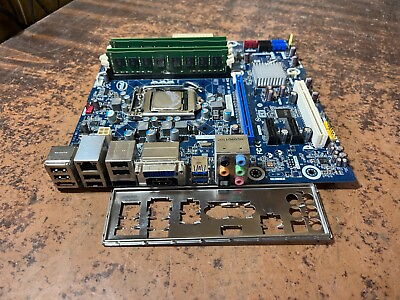 #ad Intel Desktop Motherboard DH67BL mATX LGA1155 DDR3 DVI HDMI w i5 2320 CPU $39.00
