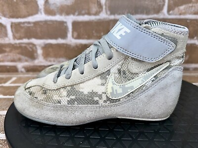 #ad Nike Speed Sweep VII Camo Wolf Grey Wrestling Shoes 366684 003 Boy Youth Size 1Y $26.95