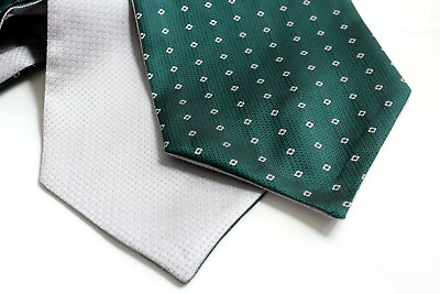#ad NWT Green Silver Polka Dot Reversible silk Men#x27;s Cravat Ascot A137 Gift Box $54.95
