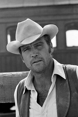 #ad Lee Majors as Will Kane in High Noon Part Two The Return of Will Old Photo 1 AU $9.00