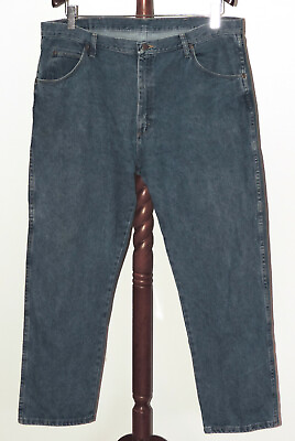 #ad Wrangler Regular Fit Denim Jeans Men#x27;s size 40 x 30 $14.95