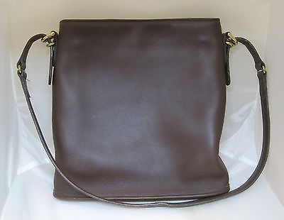 #ad 1990#x27;s Leather Chocolate Brown Coach Purse Feedbag Style Excellent Shape $52.50