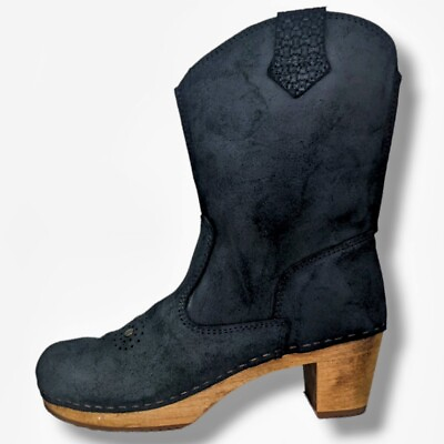 #ad Sanita Lee Ann Danish Black Suede Wooden Heeled Clog Boots Women#x27;s Size 7.5 $74.95