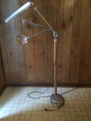 #ad Ottlite 3 in 1 craft floor lamp Model #ST 790 $90.00