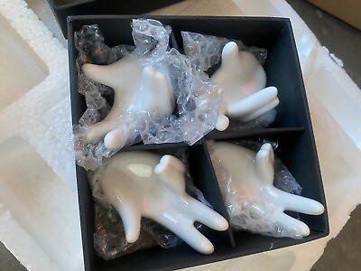 #ad 1pc Ceramic Hands White Crystal $5.00