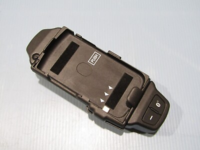 #ad Genuine Mercedes W204 W212 Motorola RAZR V9 Phone Cradle A2048203051 REF I36 10 GBP 64.00