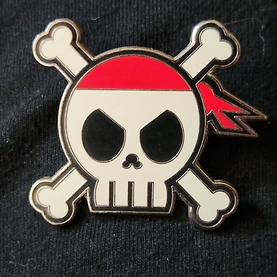 #ad 2006 Disney Pirate Collectors Trading Pin Skull Crossbones Hat Lapel Pin $9.00
