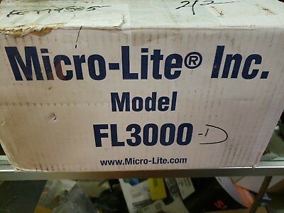 #ad OC White FL3000 Micro Lite Halogen Light Source with Dual Gooseneck Fiber Optic $591.50