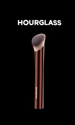#ad HOURGLASS AMBIENT SOFT GLOW FOUNDATION BRUSH 100% Authentic New In Box $19.99