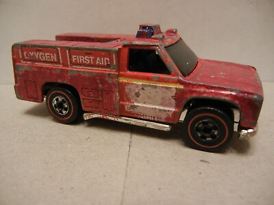 #ad HOT WHEELS 1974 RED EMERGENCY RESCUE TRUCK W RED LINE TIRES $13.20