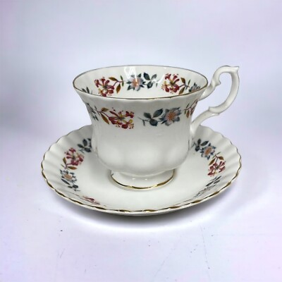 #ad Vtg Royal Albert Teacup amp; Saucer Set Bone China Flowers Made in England $18.95