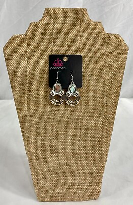 #ad Paparazzi Real Queen White amp; Silver Earrings $4.99