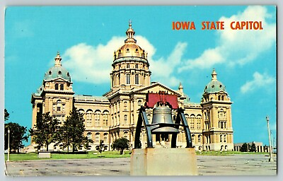 #ad Postcard Iowa State Capitol Building Gold Leaf Dome Des Moines Iowa $4.45