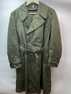 #ad VINTAGE U.S. ARMY OD MILITARY Men Trenchcoat Overcoat Lined Belt Small Short EUC $103.94