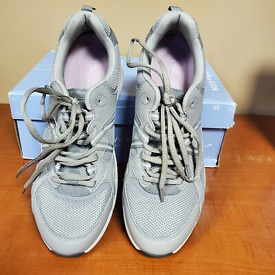 #ad Easy Spirit E Outrun Walking Shoes Sneakers Women#x27;s 10 Gray New in Box $35.99