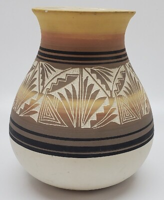 #ad MESA VERDE POTTERY CO. VASE NAVAJO SIGNED APROX 9quot;x 7.5” HAND PAINTED $34.95